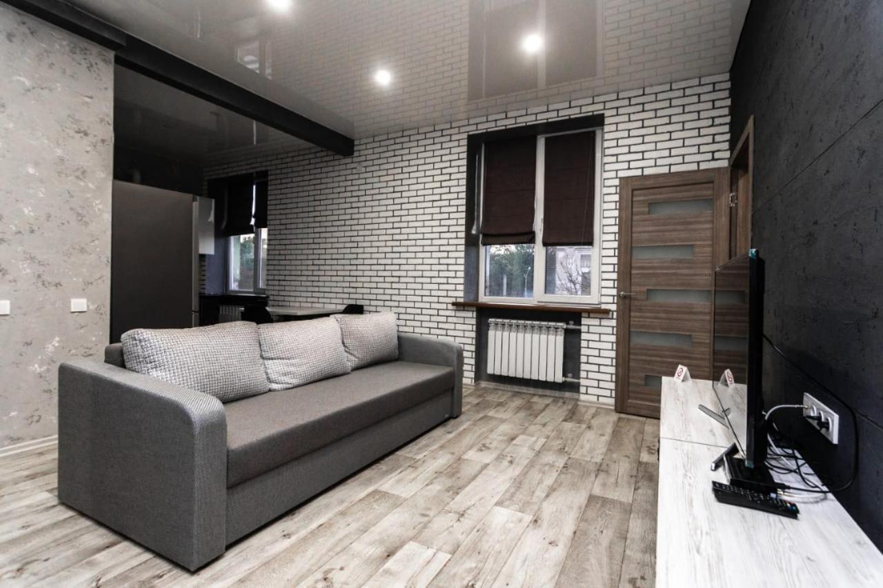 Loft Apartment On Svobody Kamianske Exterior photo