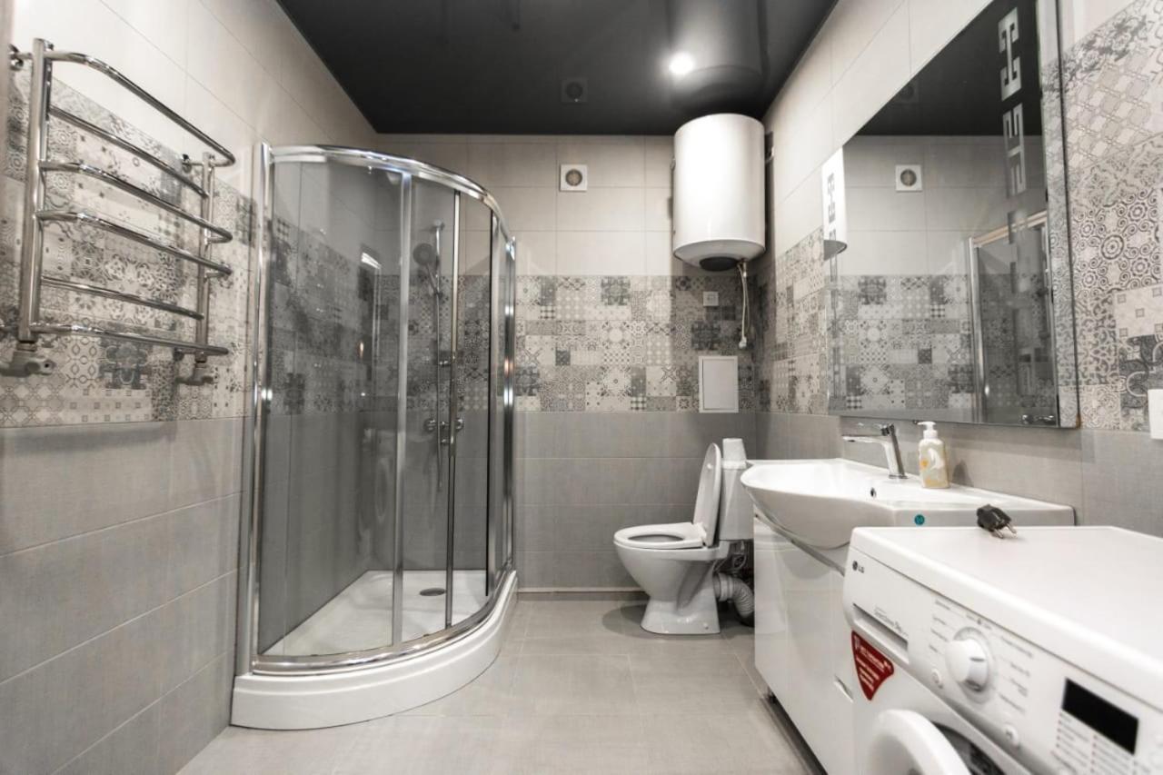 Loft Apartment On Svobody Kamianske Exterior photo